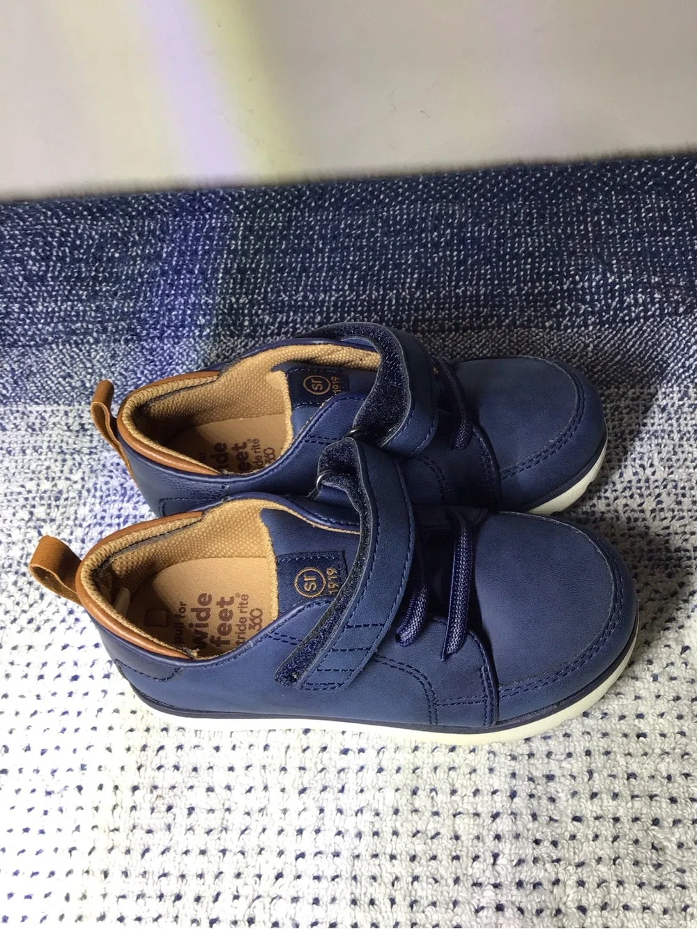 Kids Navy Blue Hook-and-Loop Moccasin Sneakers